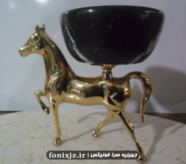 تنقلات خوری اسب برنزی