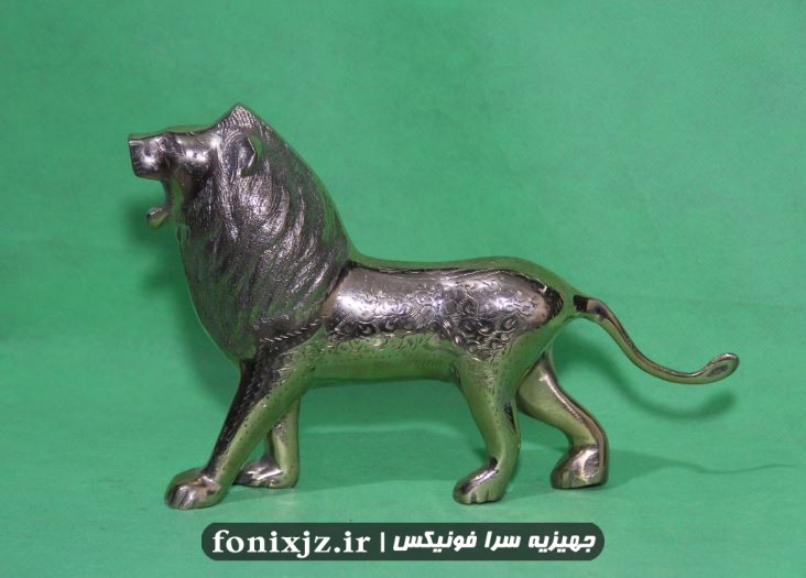 مجسمه شیر برنزی قلم خورده سایز متوسط